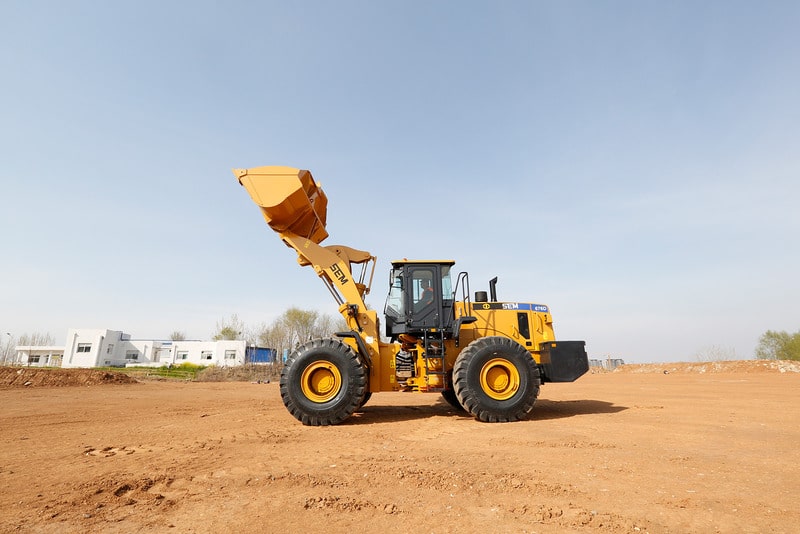 SEM 676F Wheel Loader